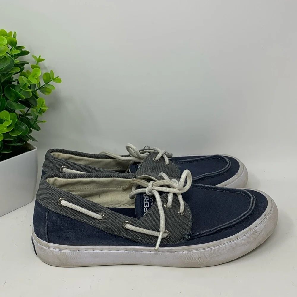 Sperry Men's Classic 2-Eye Canvas Boat Shoe with Comfort Memory Foam size 8